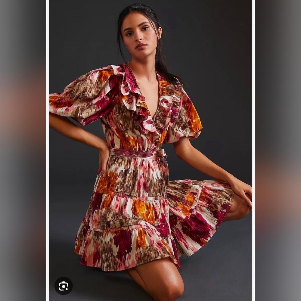 Abstract Print Ruffle V-Neck Mini Dress in Multi-Color